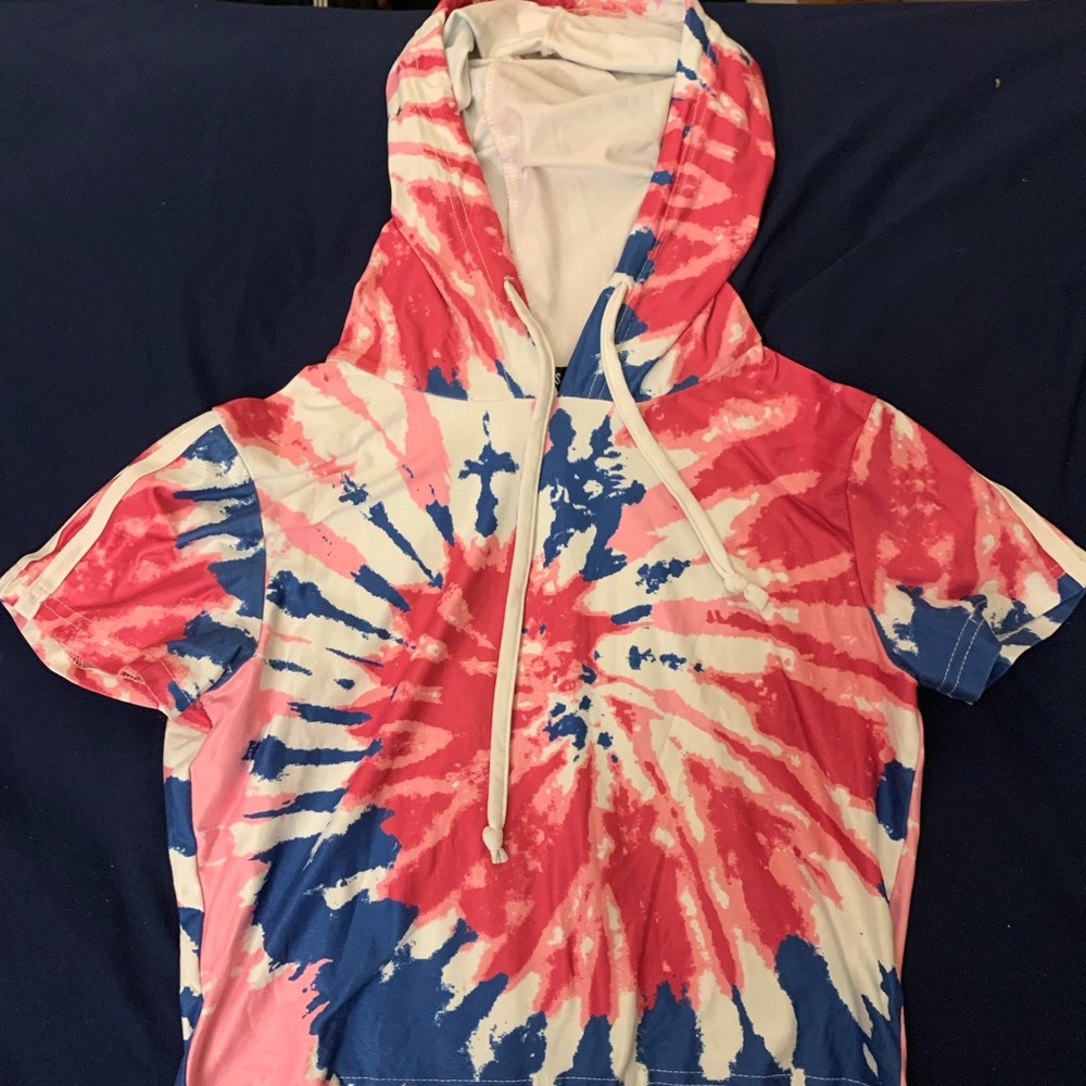 tie dye crop top